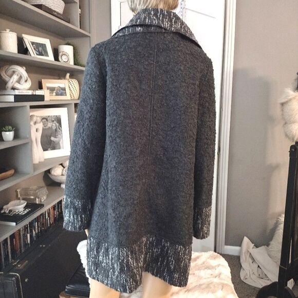 Variations Women's Size XL Long Gray Snap Button Closure Winter Fuzzy Coat - Picture 2 of 12